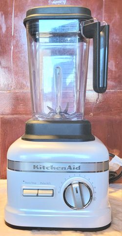 Kitchen Aid PRO LINE variable/ 11 Speed 15 Amp 3.5hp over $600 new Commercial Grade Blender