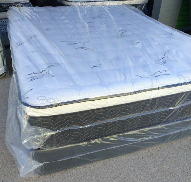 queen orthopedic bamboo pillow top mattress and box spring brand new