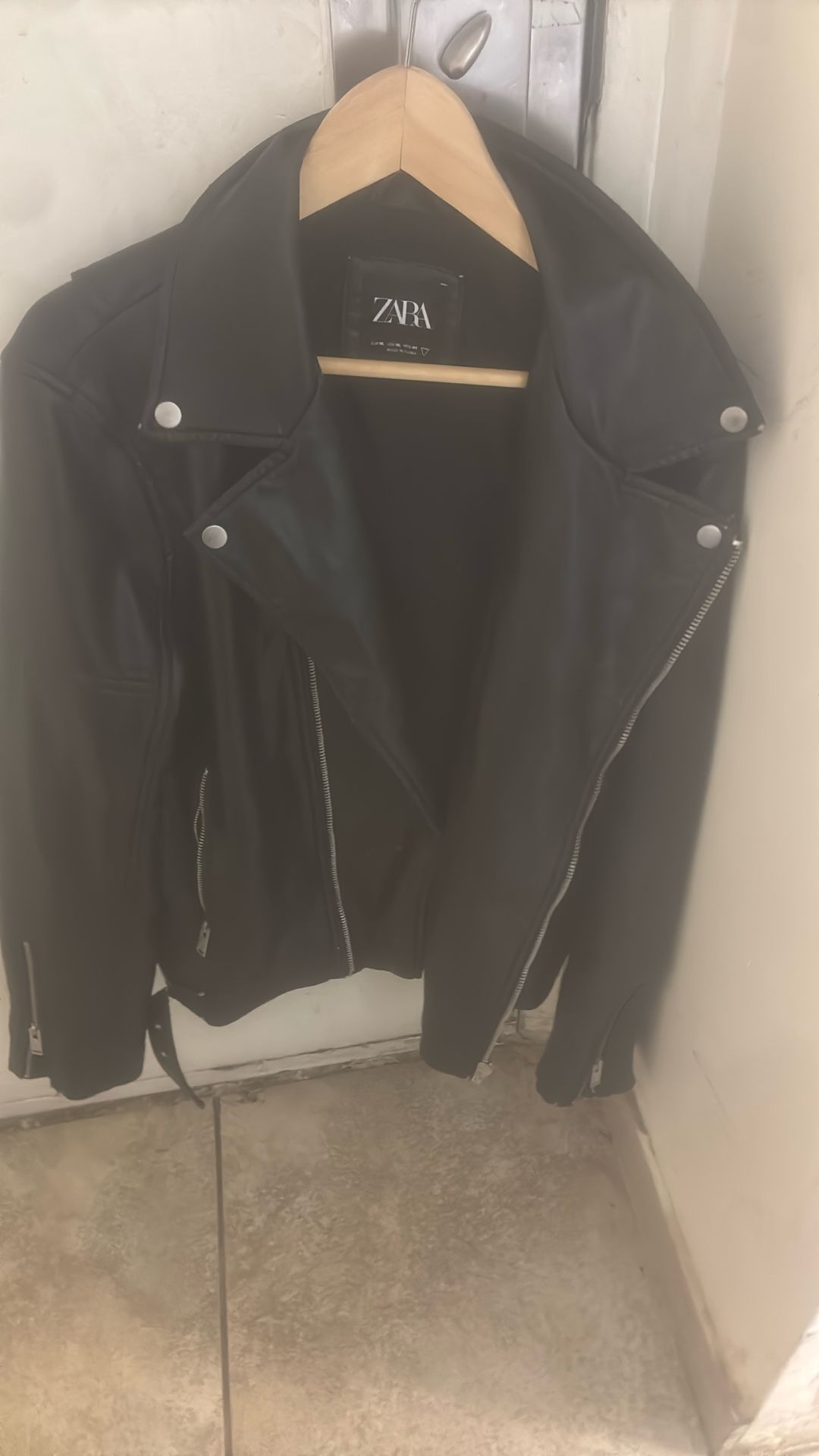 zara men's leather jacket