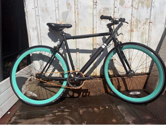 Sole fixed gear bike