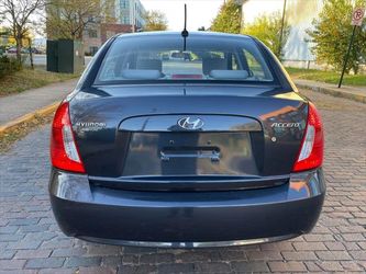 2010 Hyundai Accent Thumbnail