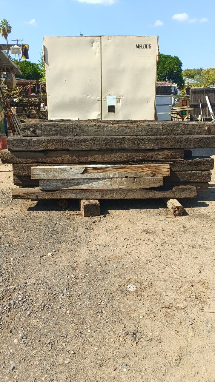 Railroad Logs