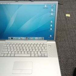 APPLE COMPUTER READY TO GO