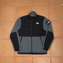 The North Face Men's Fleece Full Zip summit Jacket Gray/Black Size Medium Pre Owned