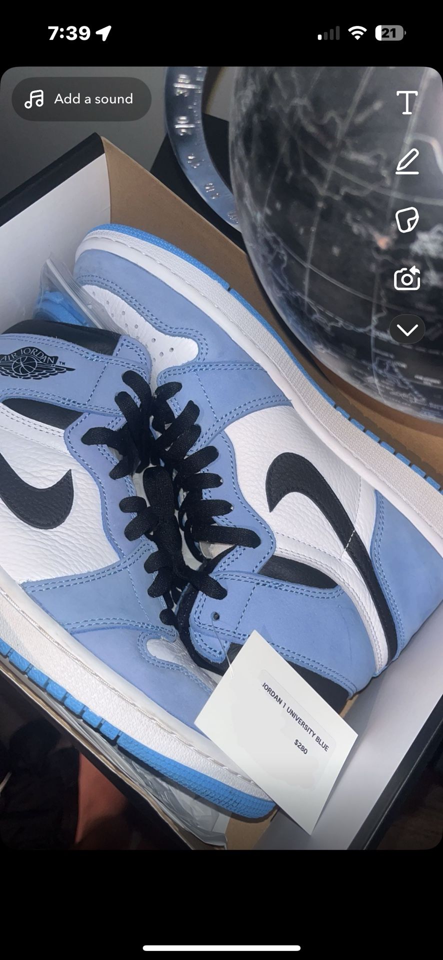 Jordan 1 UNC blue