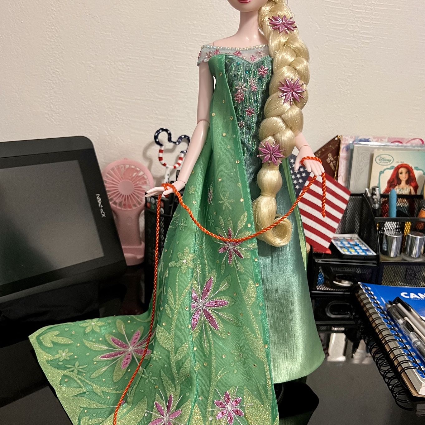 elsa doll green dress Disney Frozen Anna 17-Inch Doll [Green Dress]