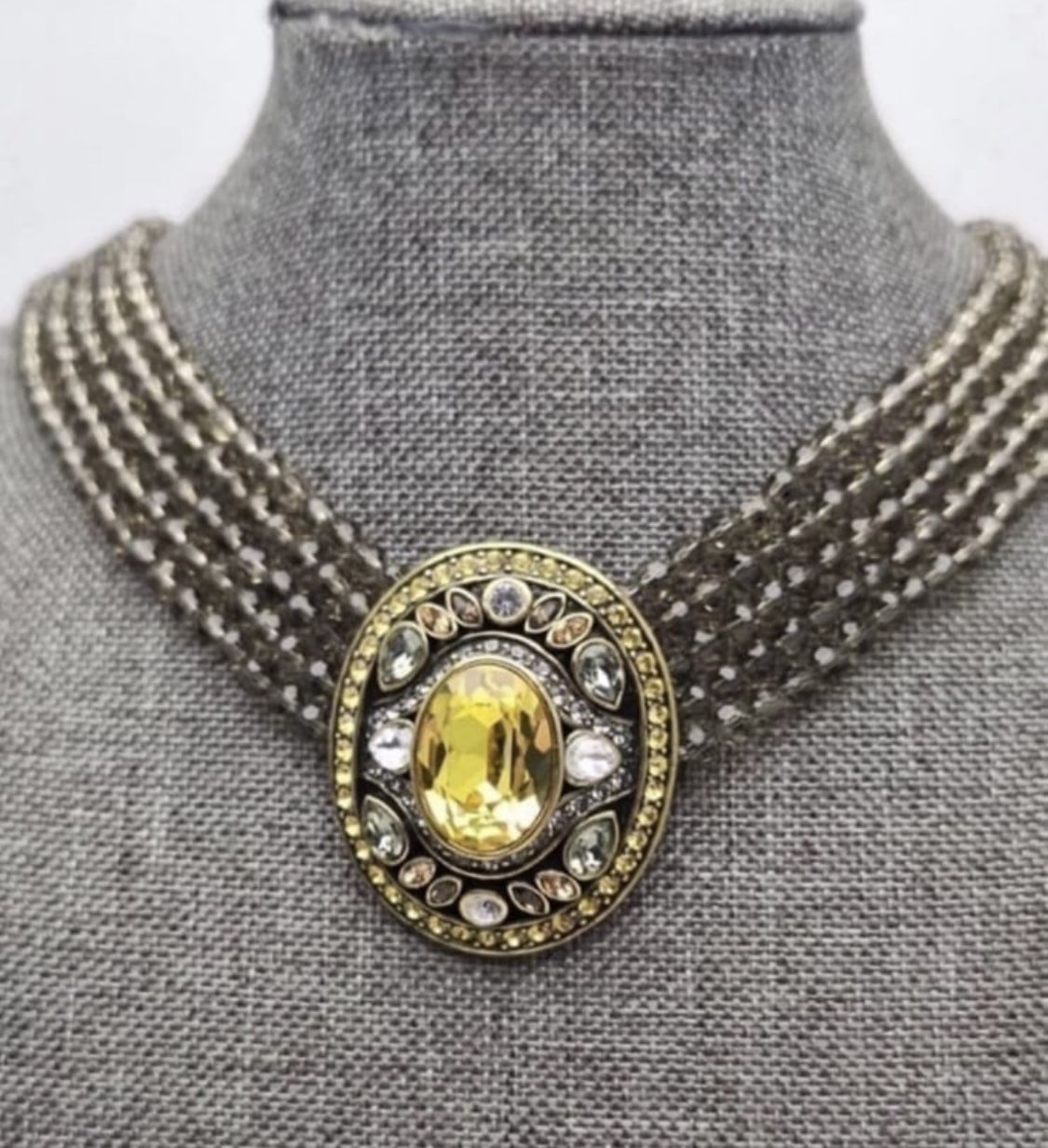 Vintage Designer HEIDI DAUS STATEMENT Choker Necklace SWAROVSKI Beaded Crystal 16.5" This stunning vintage necklace by Heidi Daus is a true statement