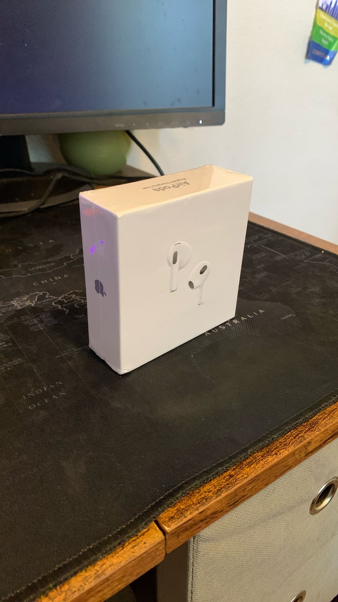 AirPods Gen 3