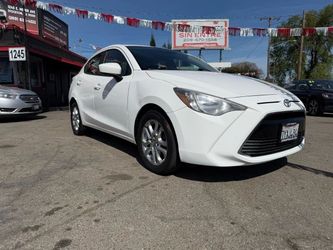2017 Toyota Yaris iA