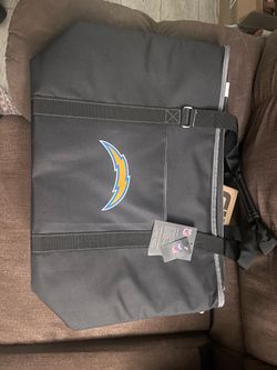 Chargers tote cooler bag