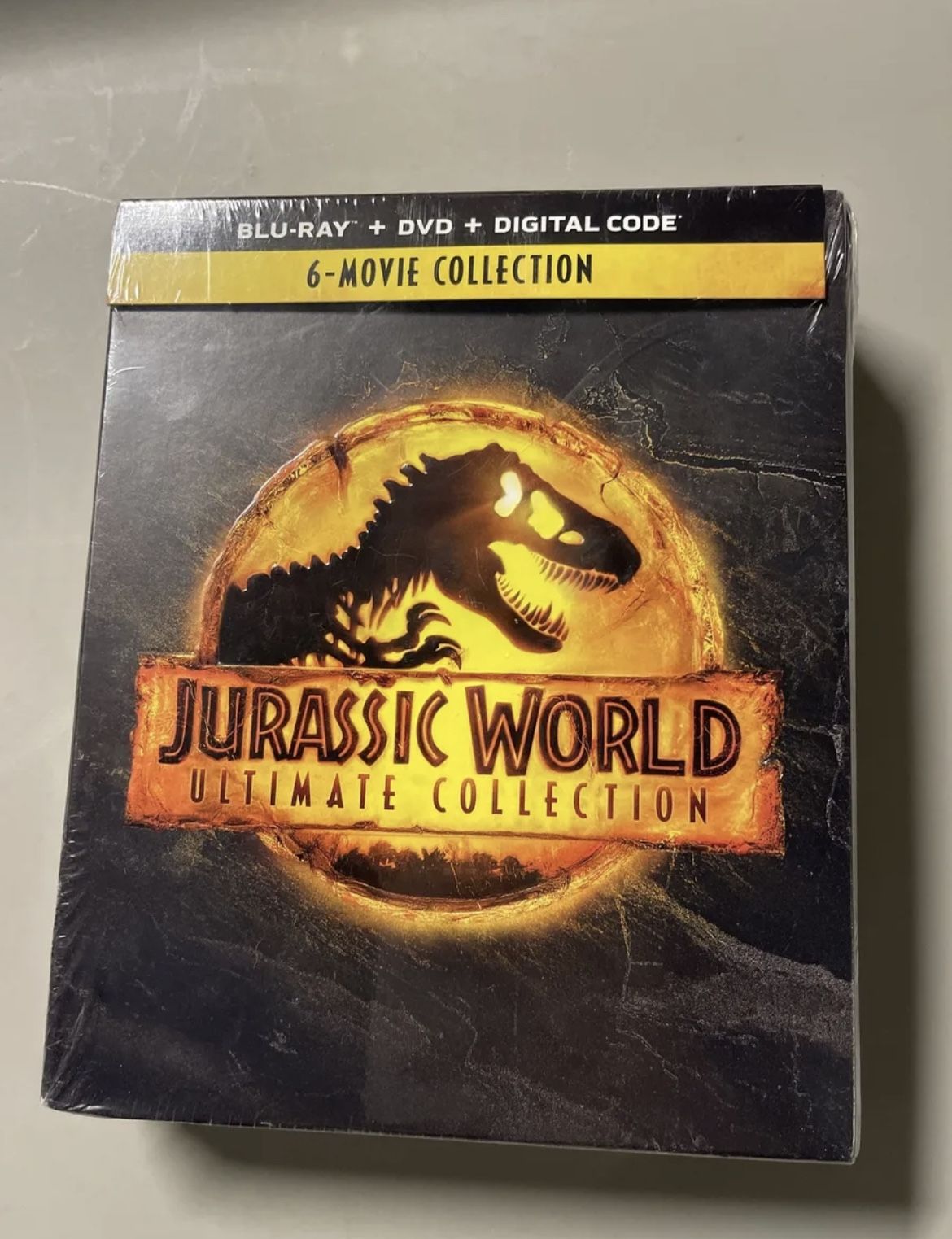 Jurassic World Ultimate Collection (Blu-Ray, DVD, Digital) Brand New & Sealed