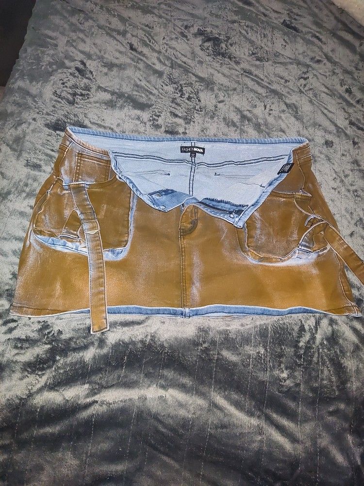 brown and jean skirt