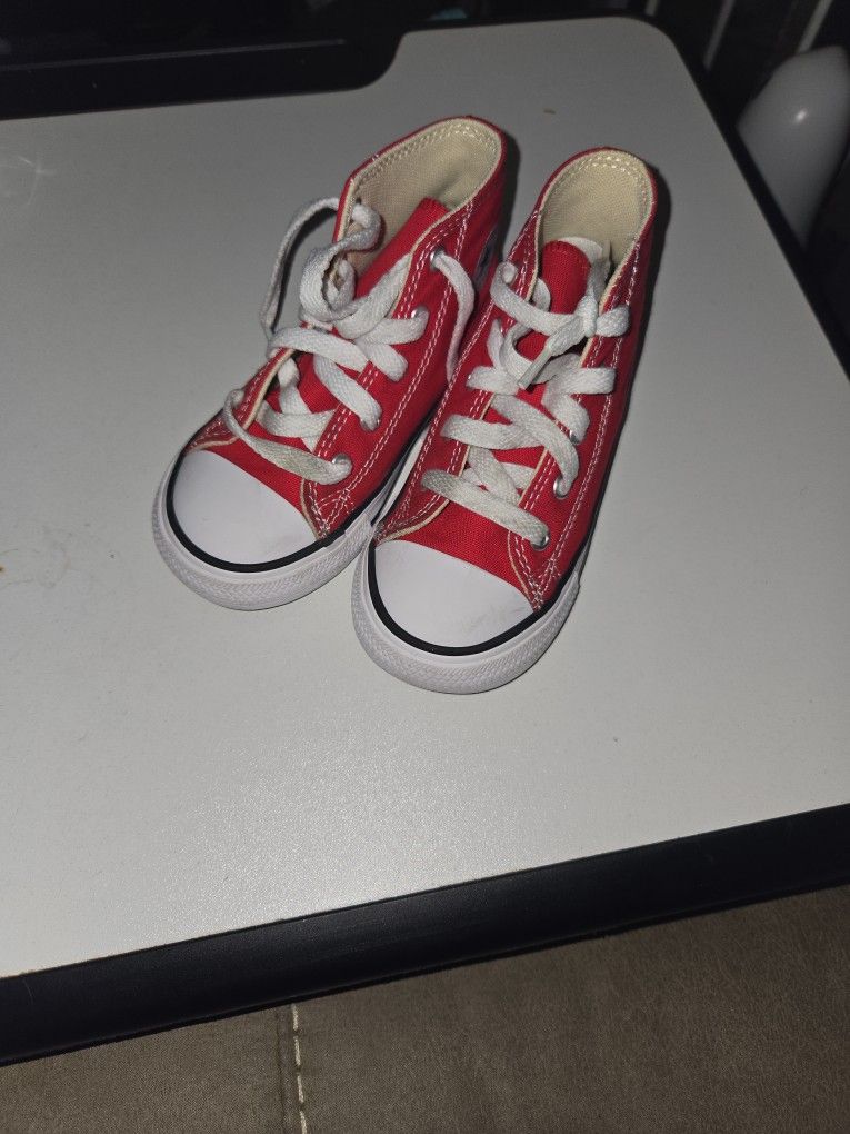 Toddlers Size 8.0c Converse Red High Tops Boys Or Girls Red Iz Still Very Vibrant