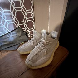 Size 10 1/2  Cream Yeezy’s
