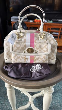 Coach handbag CHS Domed Saltchel
