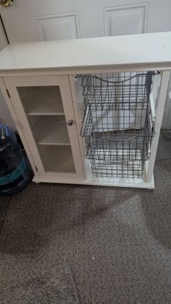 Kitchen cabinet with glass door. Three tiers metal baskets W30 X L28 in