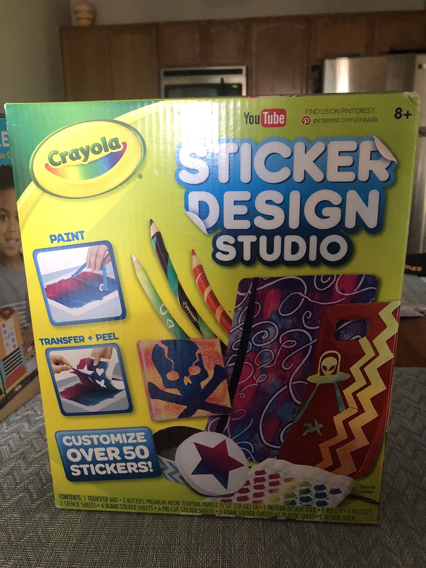 Sticker Maker Crayola Art kit 