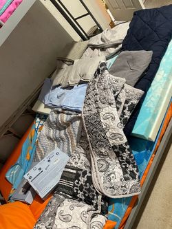 Full size mattress, 7”