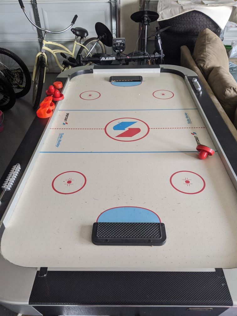 Air Hockey table