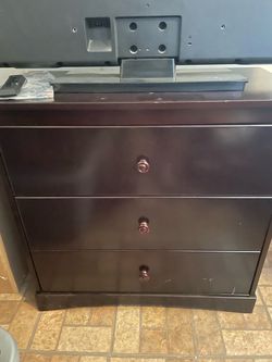 Dresser