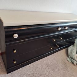 Low 6 Drawer Dresser 