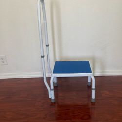 ADJUSTASTEPS STEP STOOL WITH HANDRAIL