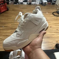 JORDAN RETRO 4 WHITE LEVIS