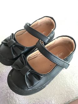 Baby shoes size 5c $5
