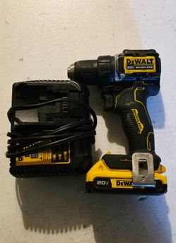Dewalt Drill 2ah battery and charger Brushless  20v