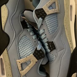 Jordan 4 UNC size 10