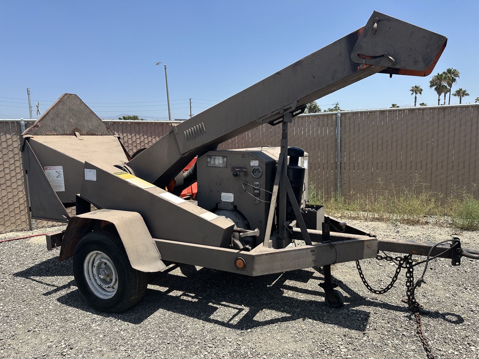 Woodchipper Starts And Runs