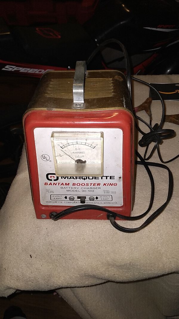 Marquette battery charger. Very collectable for Sale in Edgewood, WA