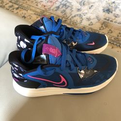 Kyrie 4  $35