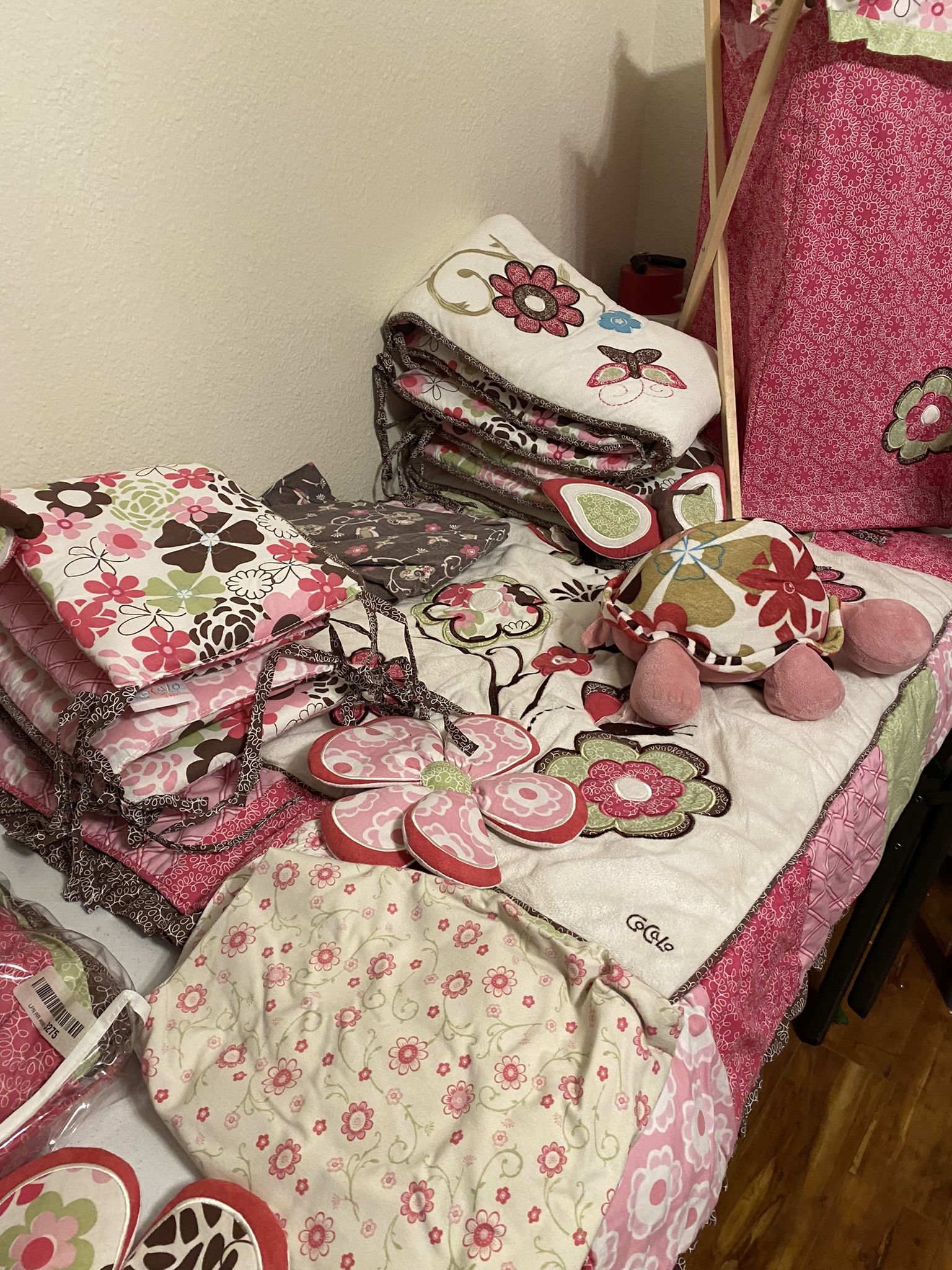Girls Cocalo Bedroom Crib Decor Bundle! 