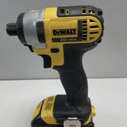 DEWALT 1/4 IMPACT DRIVER WITH BATTERY 