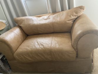 Authentic leather couch seat
