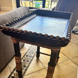 Well Crafted End Table 