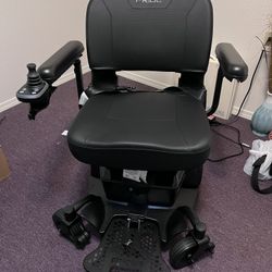 Electric scooter Chair - Brand New 