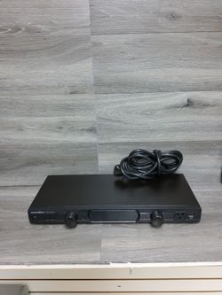 Panamax mr4300 9 outlet power strip surge protector and power conditioner
