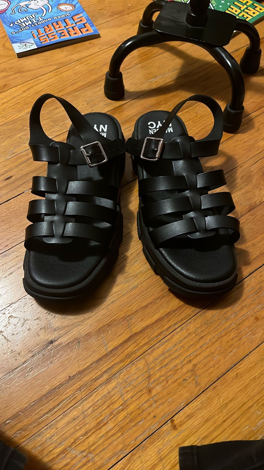 Shoes for sale don’t fit me