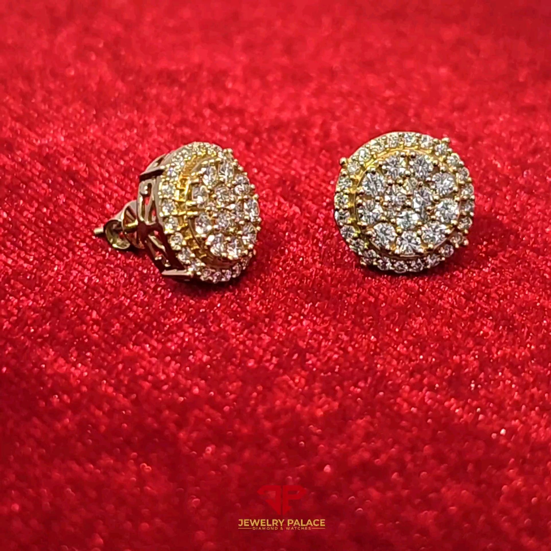 Fancy VVS 1.01 CTW Diamond earring in 14K Yellow Gold