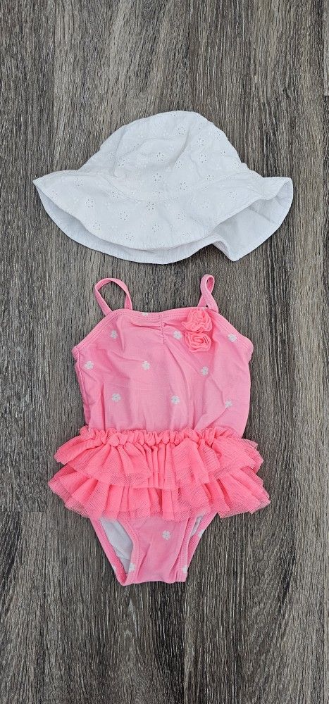 Girl's 3-6M Swimsuit/clothes Bundle