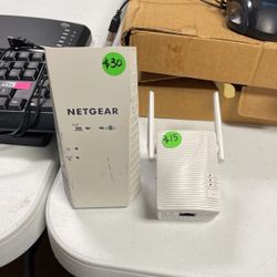 Wi-Fi Extenders Netgear And Brostrend