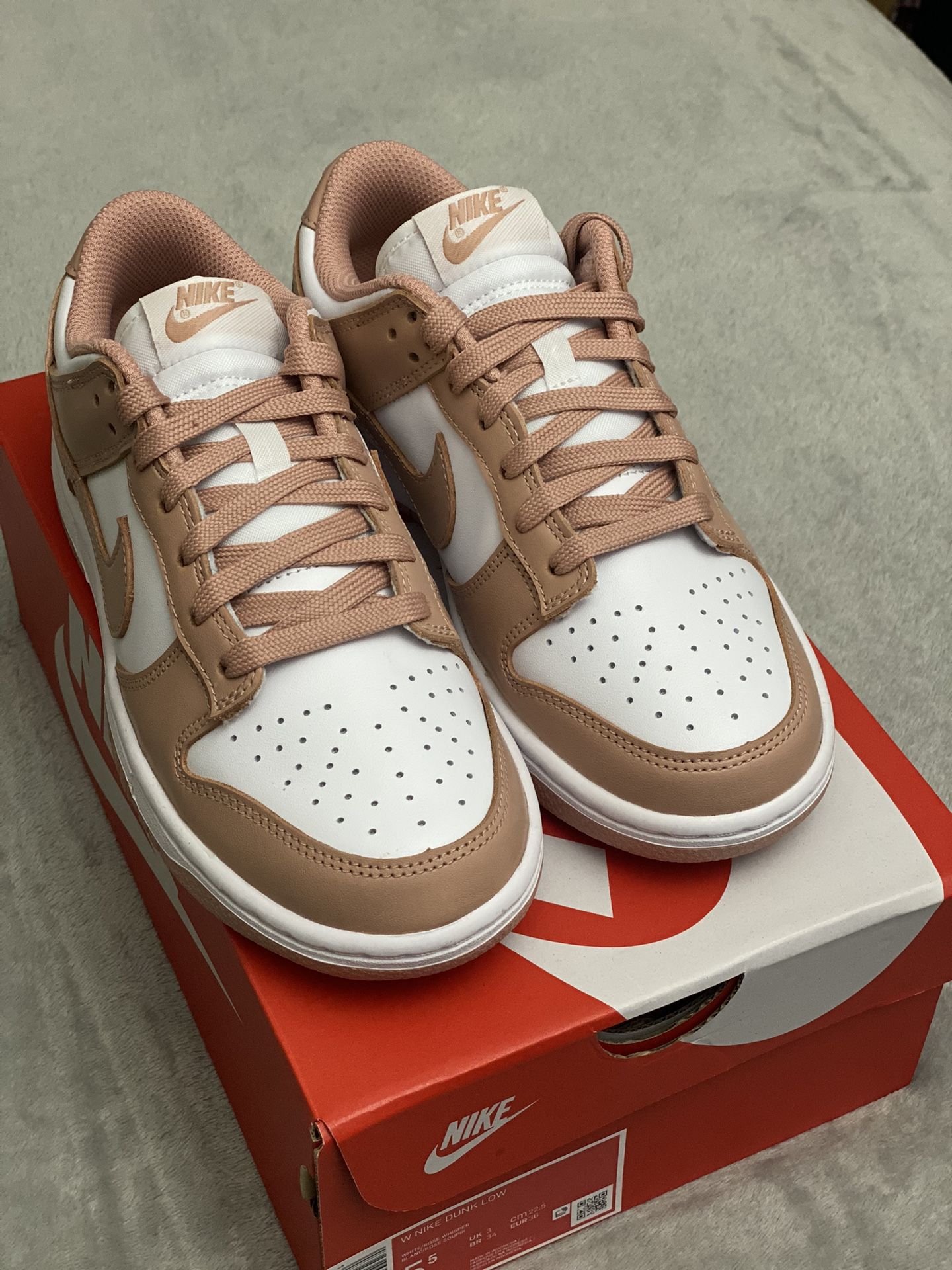 Dunk Low Rose Whisper