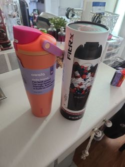 18oz FITRX portable blender and 1  owala cup