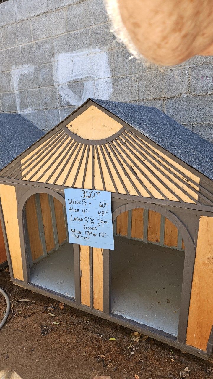 Large Dog House 