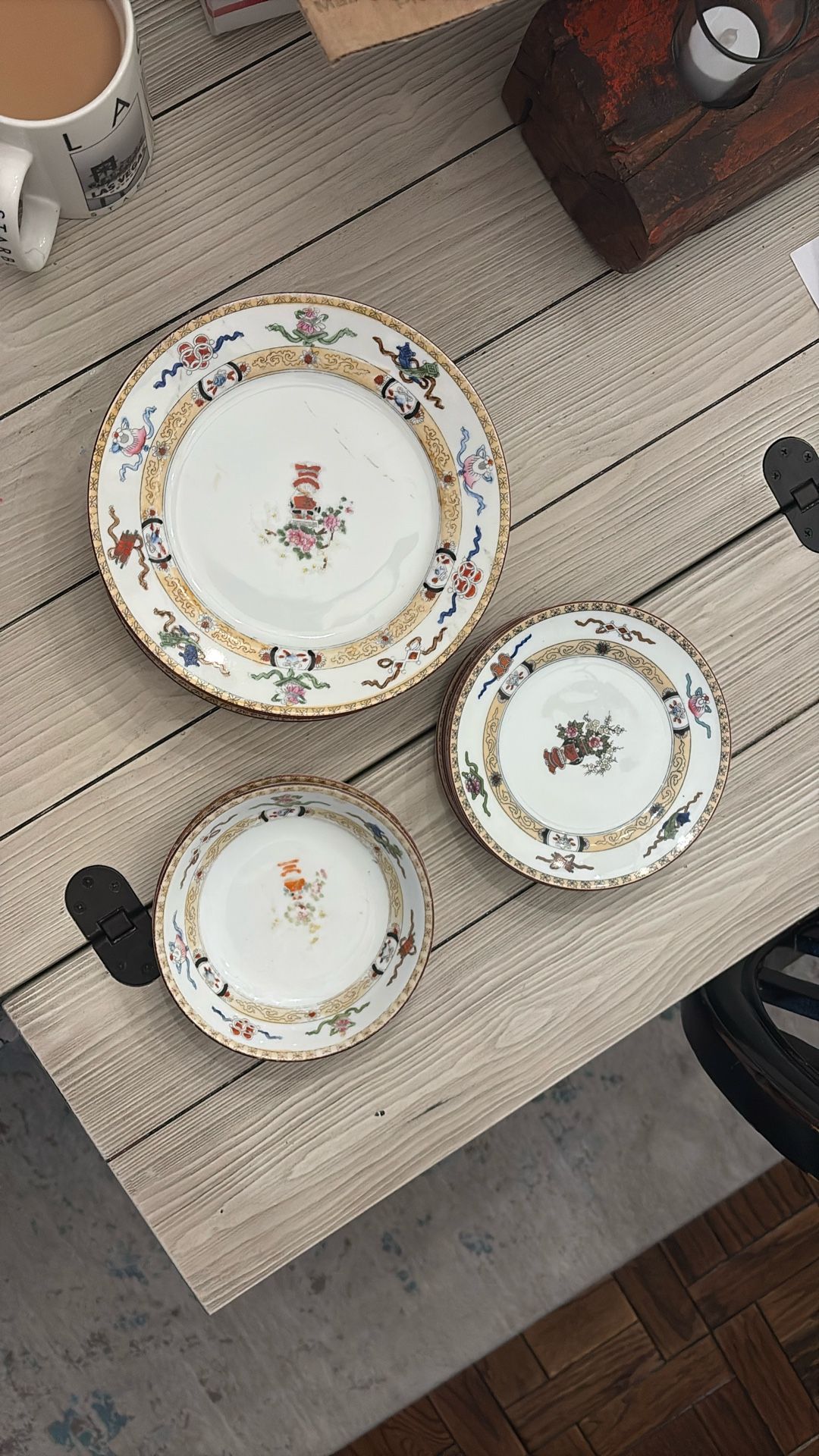 Lazarre Noritake Dishes Set Of 13