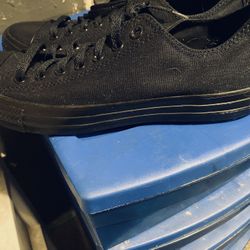Converse Black Shoes