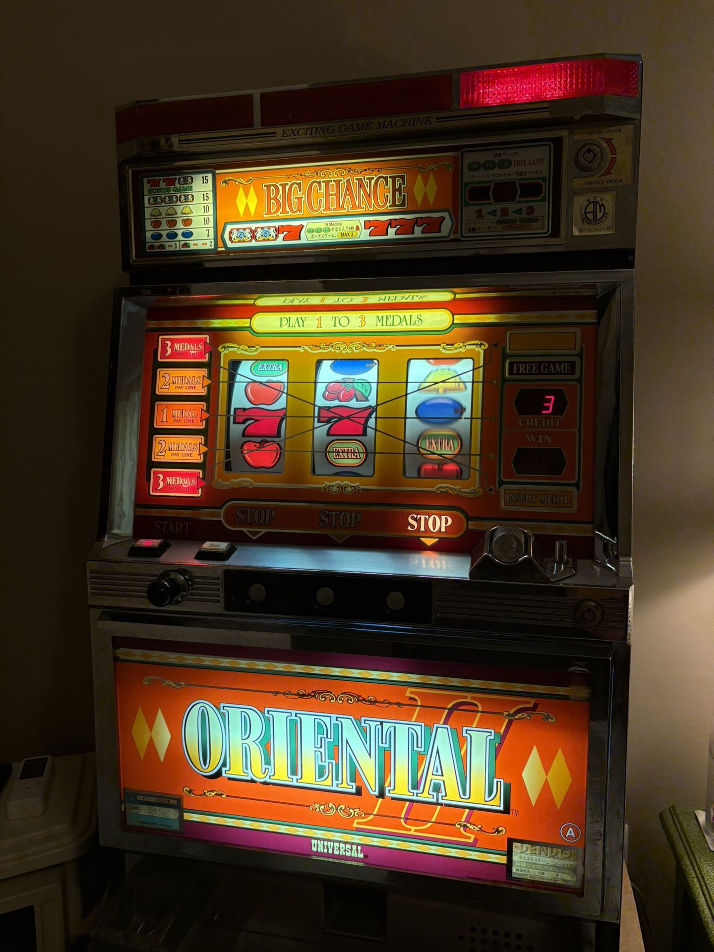 Slot Machine Quarters an Tokens