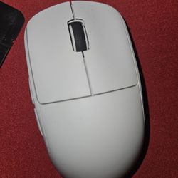 Pulsar X2 Medium Wireless Mouse (Size 2)